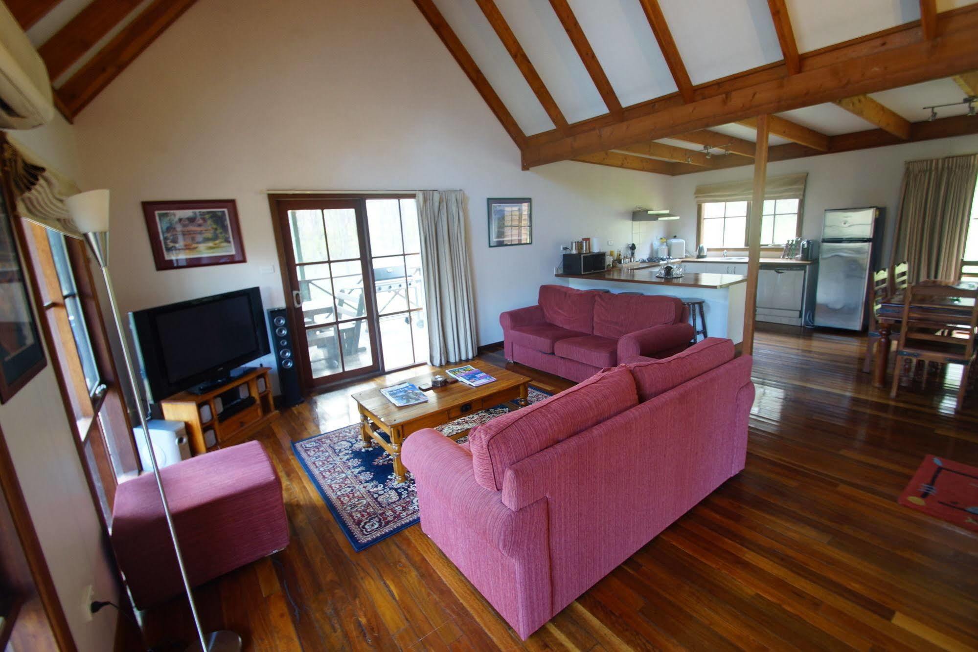 Manzanilla Ridge Lodge *